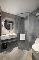 Luxe Paradise Premium Hotel