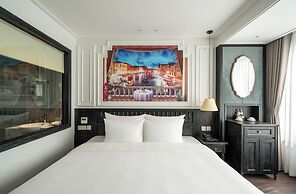 Luxe Paradise Premium Hotel