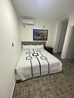 Blue inn Hotel & Suites