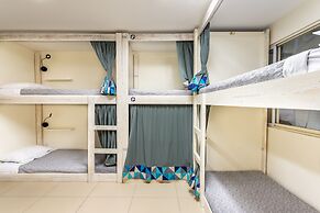 Baybayin Hostel and Co-Live