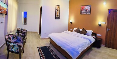 Hotel Snow Crest Residency