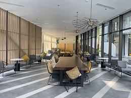 Cardinal Court - Vina We Stay