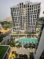 Cardinal Court - Vina We Stay