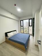 Cardinal Court - Vina We Stay