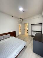 Cardinal Court - Vina We Stay