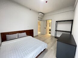 Cardinal Court - Vina We Stay