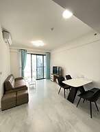 Cardinal Court - Vina We Stay