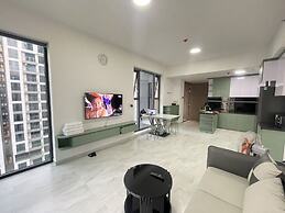 Cardinal Court - Vina We Stay