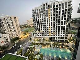 Cardinal Court - Vina We Stay