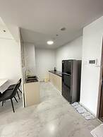 Cardinal Court - Vina We Stay