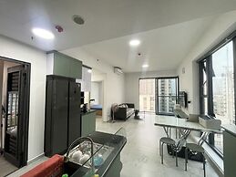 Cardinal Court - Vina We Stay