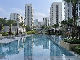 Cardinal Court - Vina We Stay