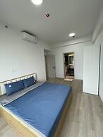 Cardinal Court - Vina We Stay