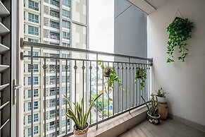Hoa Tranh - Vinhomes Central Park
