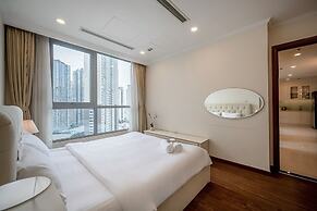 Hoa Tranh - Vinhomes Central Park