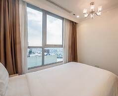 Hoa Tranh - Vinhomes Central Park