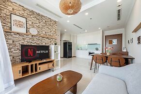 Hoa Tranh - Vinhomes Central Park