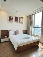 Hoa Tranh - Vinhomes Central Park