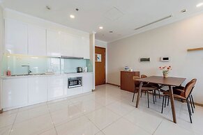 Hoa Tranh - Vinhomes Central Park