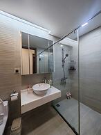 Hoa Tranh - Vinhomes Central Park