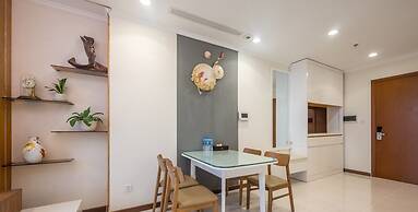 Hoa Tranh - Vinhomes Central Park