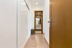 Hoa Tranh - Vinhomes Central Park