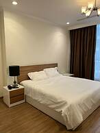 Hoa Tranh - Vinhomes Central Park