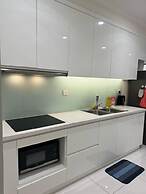 Hoa Tranh - Vinhomes Central Park