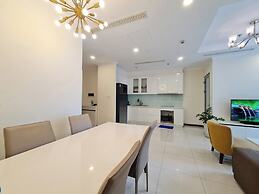 Hoa Tranh - Vinhomes Central Park