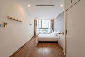 Hoa Tranh - Vinhomes Central Park