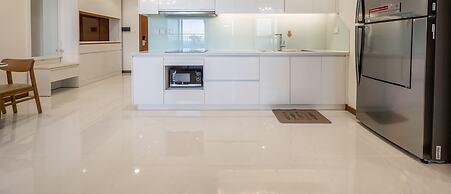 Hoa Tranh - Vinhomes Central Park