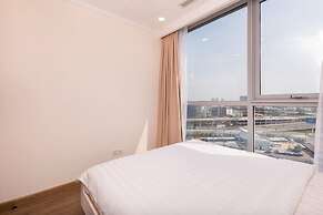 Hoa Tranh - Vinhomes Central Park