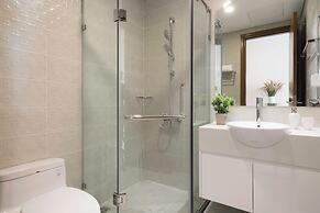 Hoa Tranh - Vinhomes Central Park