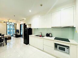 Hoa Tranh - Vinhomes Central Park