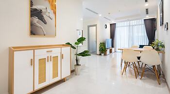 Hoa Tranh - Vinhomes Central Park