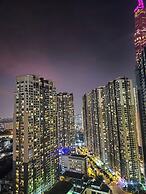 Hoa Tranh - Vinhomes Central Park