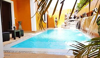 HIDELAND Luxury Pool Villa