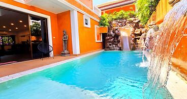 HIDELAND Luxury Pool Villa