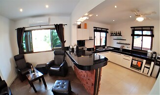 HIDELAND Luxury Pool Villa