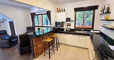 HIDELAND Luxury Pool Villa