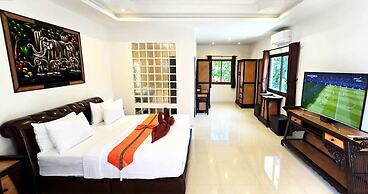 HIDELAND Luxury Pool Villa