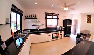 HIDELAND Luxury Pool Villa