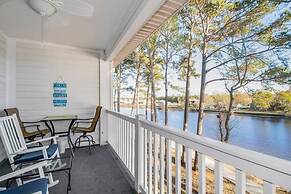 Cozy two Bedroom Apartment at Riverwalk At Arrowhead