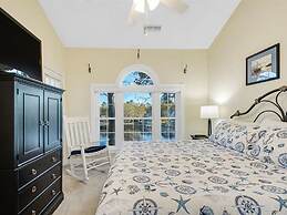Cozy two Bedroom Apartment at Riverwalk At Arrowhead