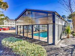 Cozy two Bedroom Apartment at Riverwalk At Arrowhead