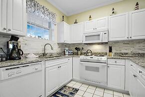 Cozy two Bedroom Apartment at Riverwalk At Arrowhead