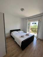 Modern Apartment With sea View