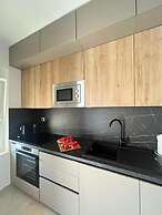 Modern Apartment With sea View