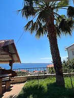 Modern Apartment With sea View