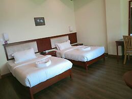 Whispering Woods Resort